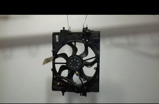 Ventilateur de refroidissement Renault ARKANA I (LCM_, LDN_) 1.6 e-tech 145 (ldmu) (2020) 5 portes occasion