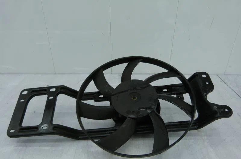 Ventilateur de refroidissement RENAULT CLIO 2 PHASE 1 occasion