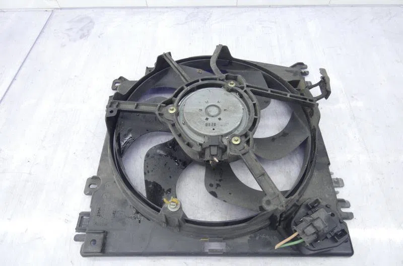 Ventilateur de refroidissement RENAULT CLIO 3 PHASE 1 occasion