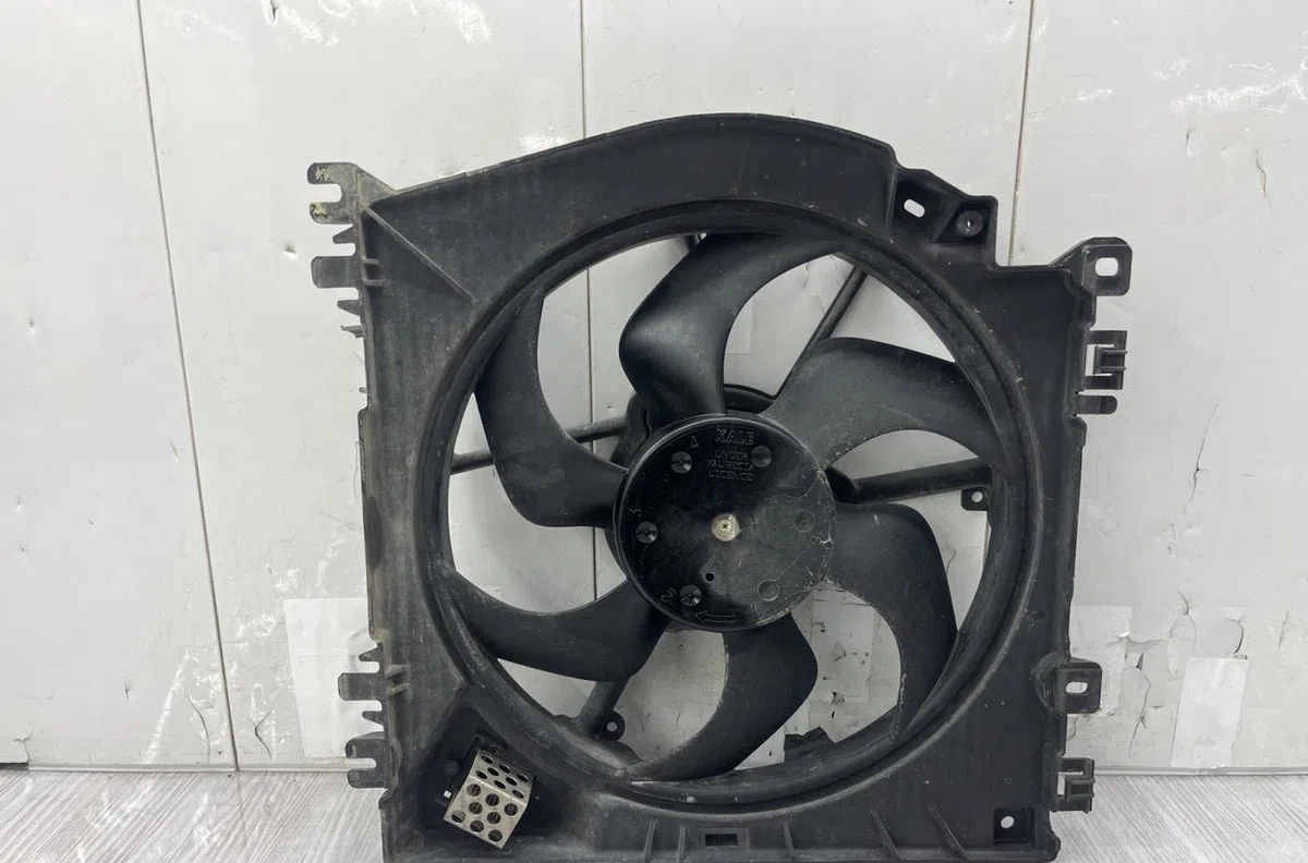 Ventilateur de refroidissement RENAULT CLIO 3 PHASE 2 BREAK occasion