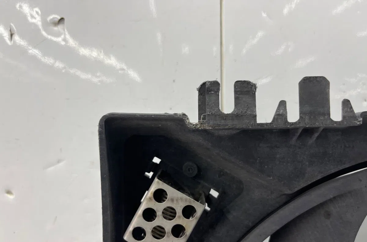 Ventilateur de refroidissement RENAULT CLIO 3 PHASE 2 occasion