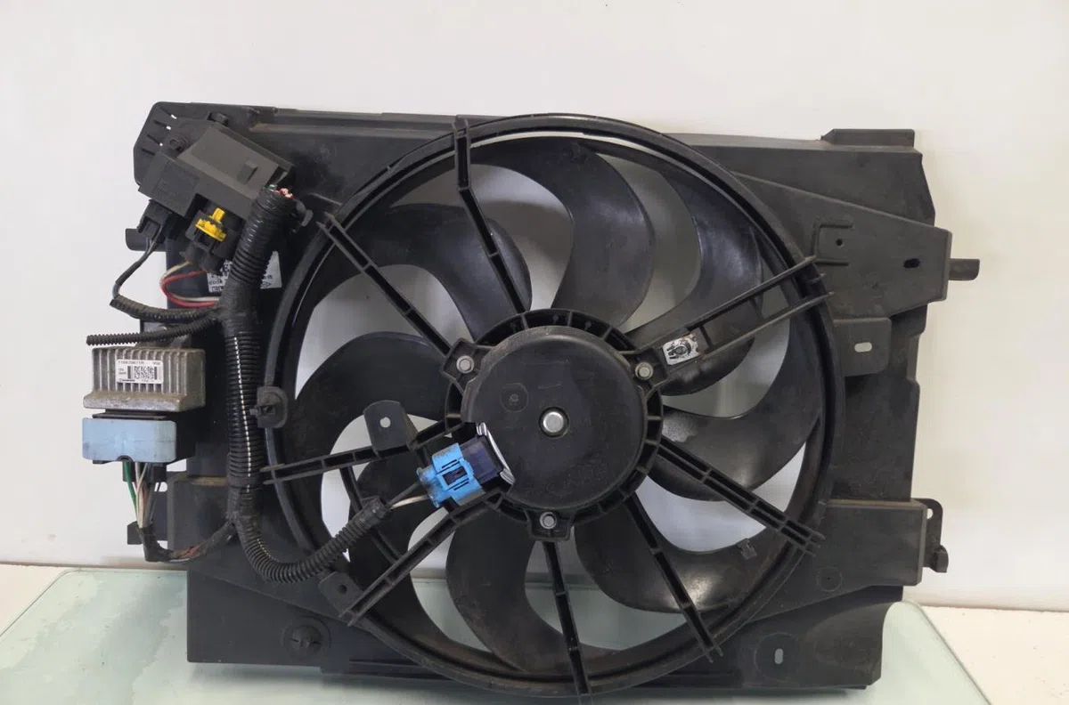 Ventilateur de refroidissement RENAULT CLIO 4 PHASE 1 BREAK occasion