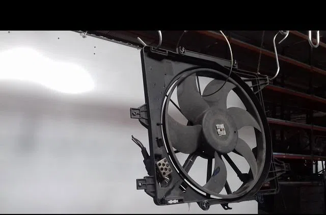 Ventilateur de refroidissement Renault CLIO II (BB_, CB_) 1.5 dci (b-cb07) (2001-2009) 3 portes occasion