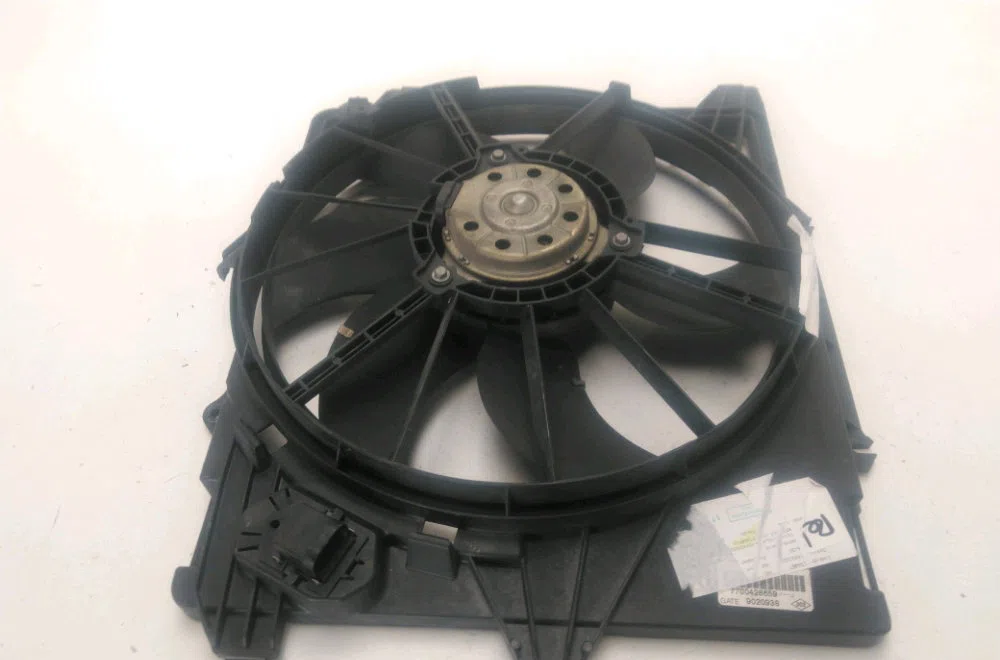 Ventilateur de refroidissement Renault CLIO II (BB_, CB_) 1.5 dci (b-cb07) (2001-2009) 3 portes occasion
