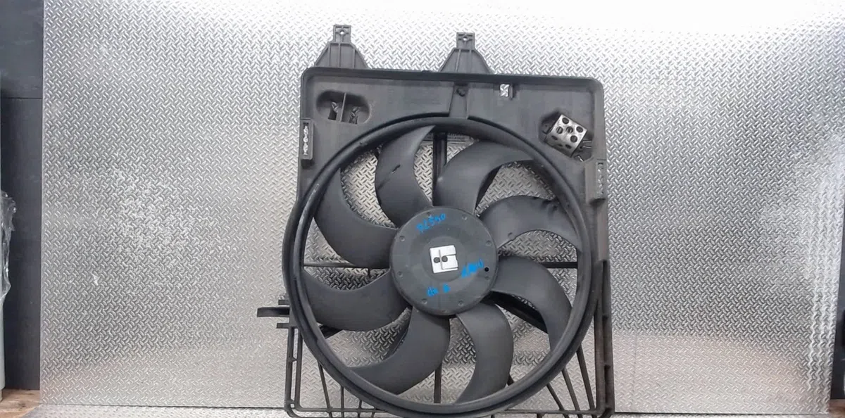 Ventilateur de refroidissement Renault CLIO II (BB_, CB_) 1.5 dci (b-cb3m) (2005-2010) 3 portes occasion