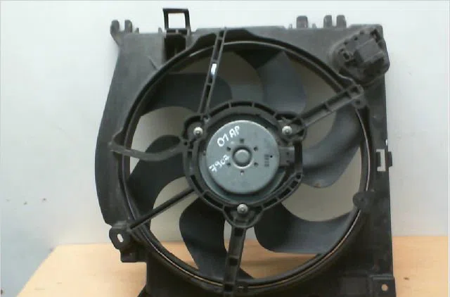 Ventilateur de refroidissement Renault CLIO III (BR0-1, CR0-1) 1.5 dci (c-br0g, c-br1g) (2005-2012) 5 portes occasion