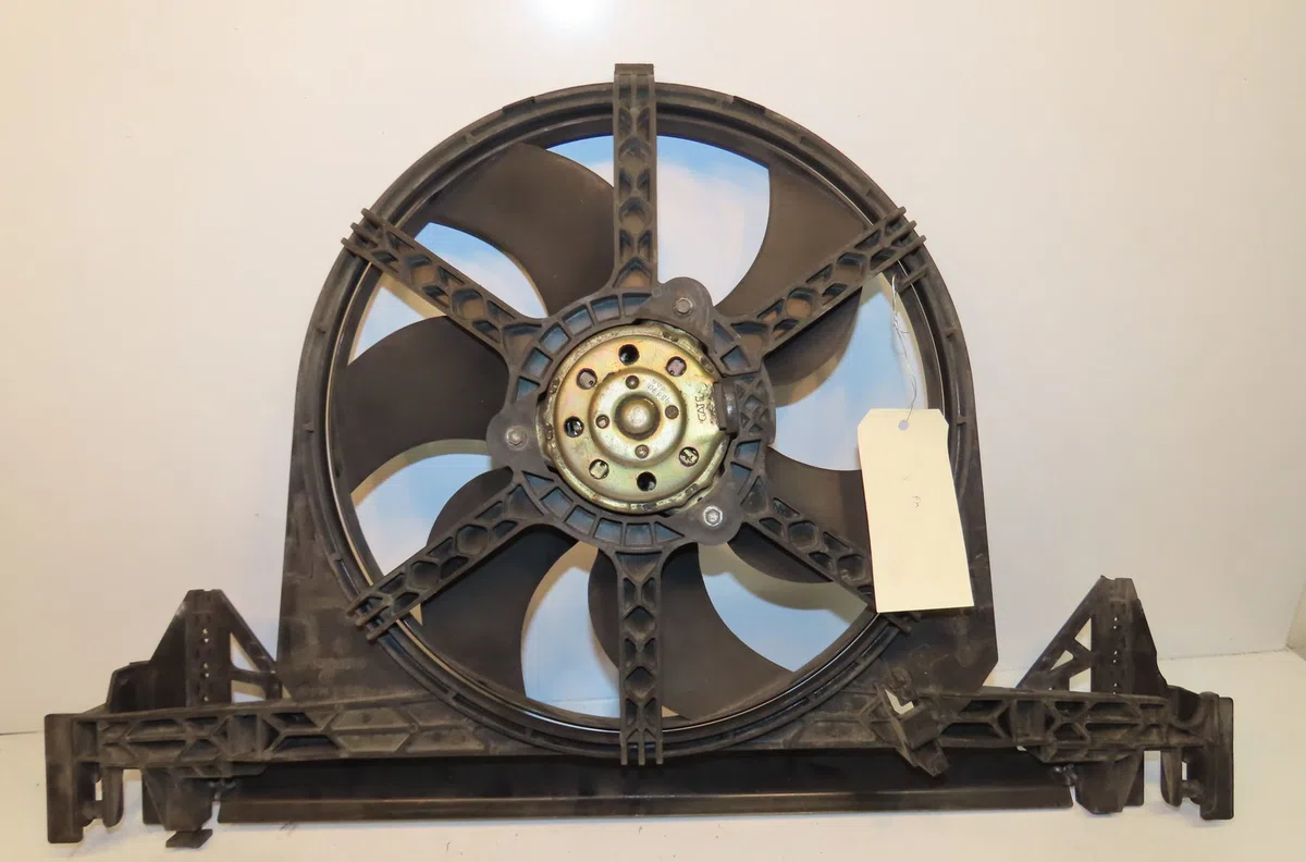 Ventilateur de refroidissement Renault ESPACE III (JE0_) 2.2 dci (je0k) (2000-2002) 5 portes occasion