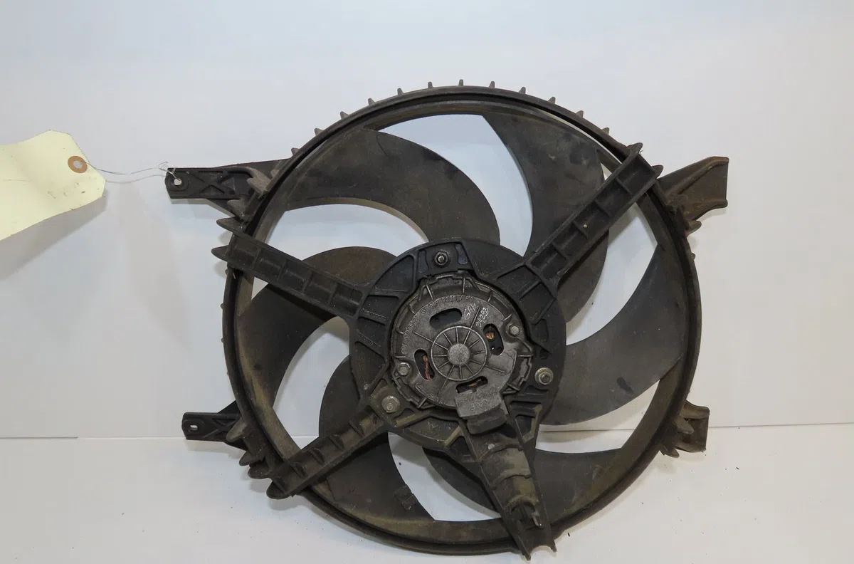 Ventilateur de refroidissement RENAULT EXPRESS 1993 occasion