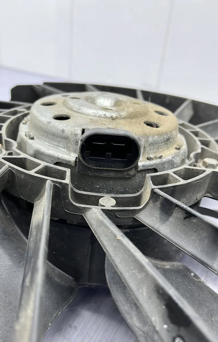 Ventilateur de refroidissement RENAULT GRAND SCENIC 2 PHASE 2 occasion
