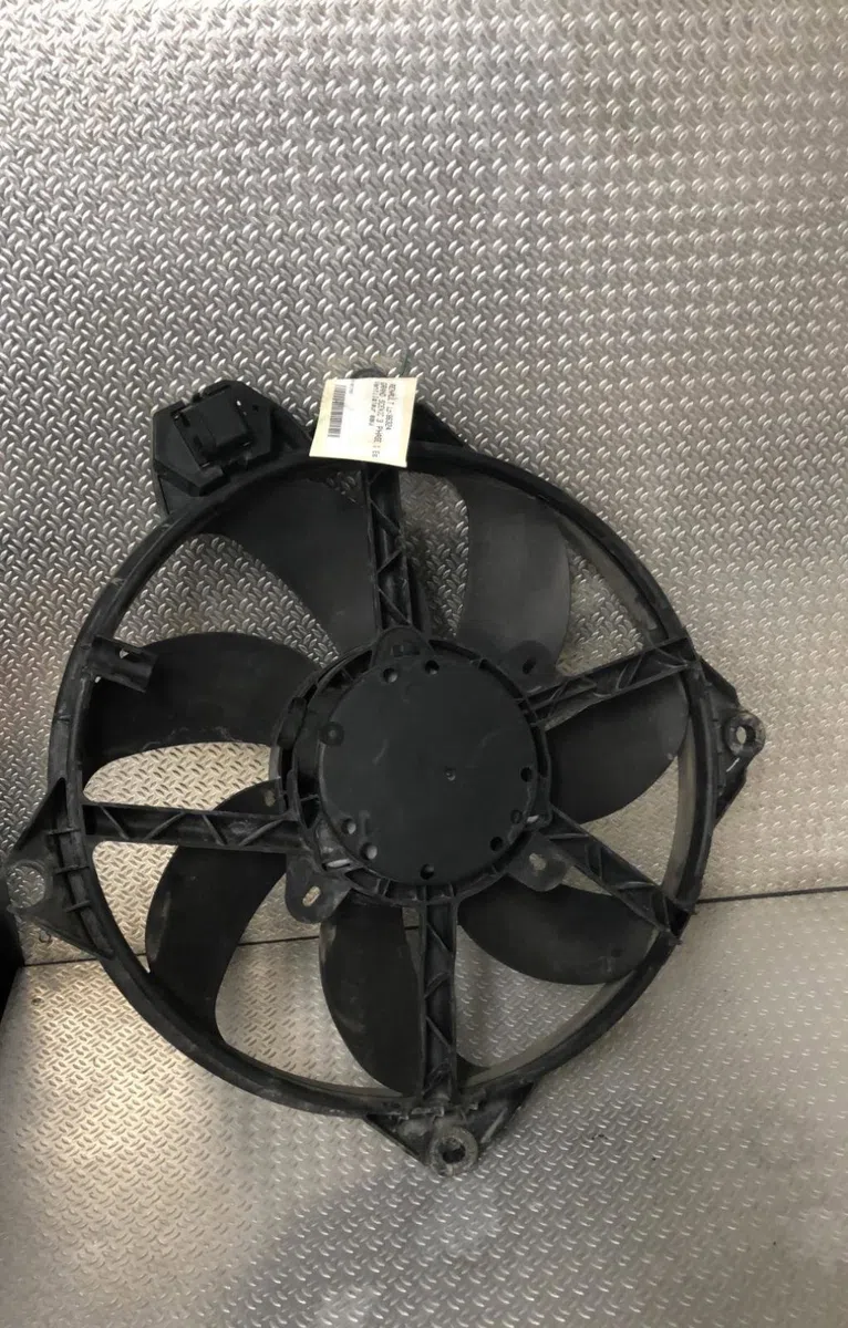 Ventilateur de refroidissement RENAULT GRAND SCENIC 3  GRAND SCENIC 3 PHASE 1 occasion