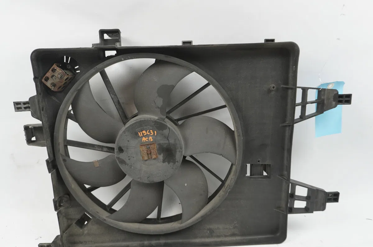 Ventilateur de refroidissement Renault KANGOO - GRAND KANGOO II (KW0-1_) 1.5 dci (2008) occasion