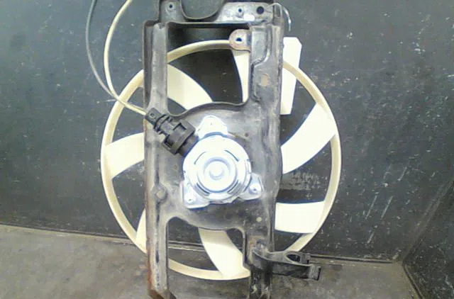 Ventilateur de refroidissement Renault KANGOO (KC0-1_) 1.4 (kc0c, kc0h, kc0b, kc0m) (1997) occasion