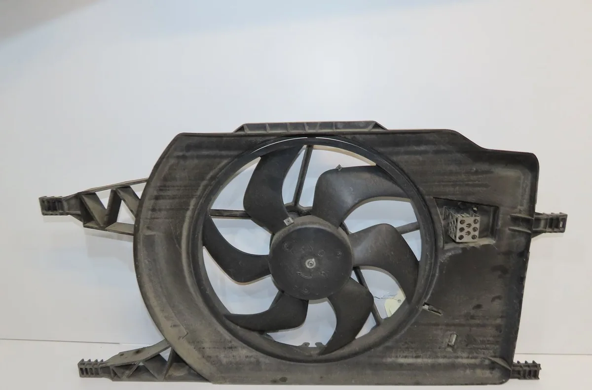 Ventilateur de refroidissement Renault LAGUNA II (BG0-1_) 1.8 16v (bg04, bg0b, bg0c, bg0v) (2001-2005) occasion