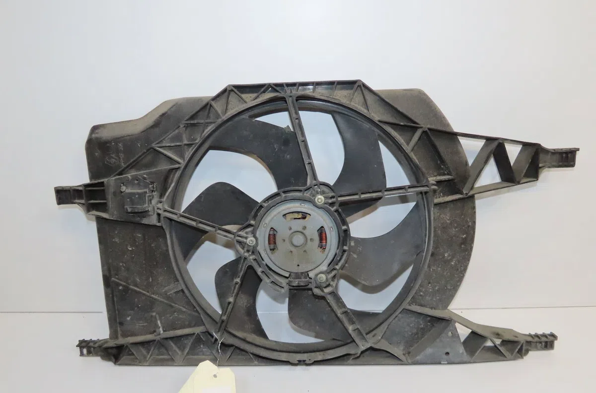 Ventilateur de refroidissement Renault LAGUNA II (BG0-1_) 1.8 16v (bg04, bg0b, bg0c, bg0v) (2001-2005) occasion