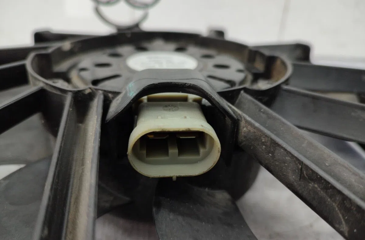 Ventilateur de refroidissement RENAULT LATITUDE occasion