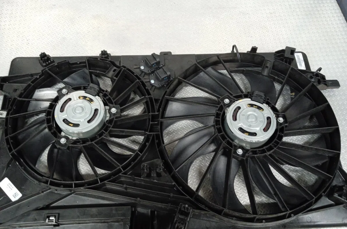 Ventilateur de refroidissement RENAULT MASTER 3  MASTER 3 PHASE 3 CHASSIS occasion