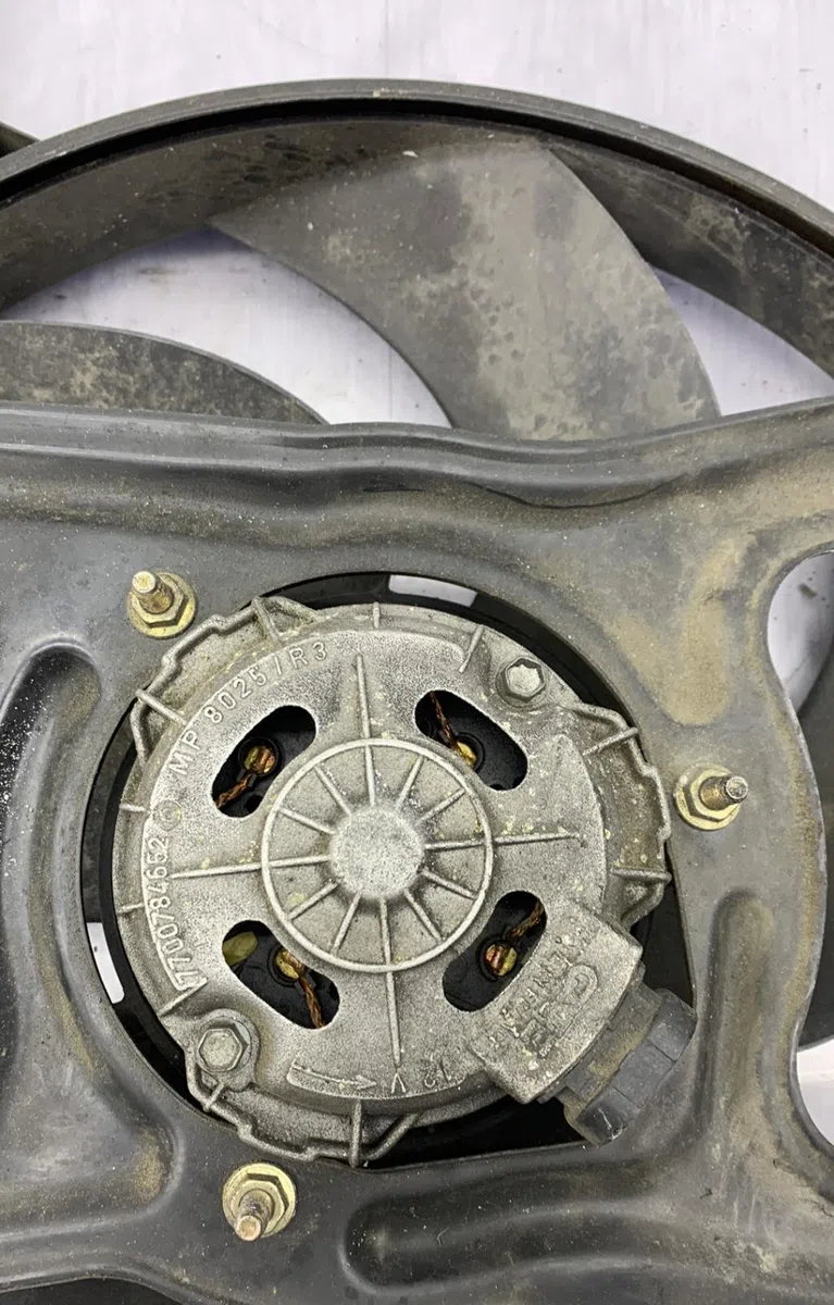 Ventilateur de refroidissement RENAULT MEGANE 1 PHASE 2 occasion