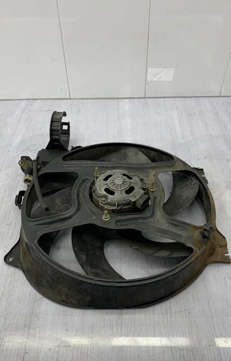 Ventilateur de refroidissement RENAULT MEGANE 1 PHASE 2 occasion