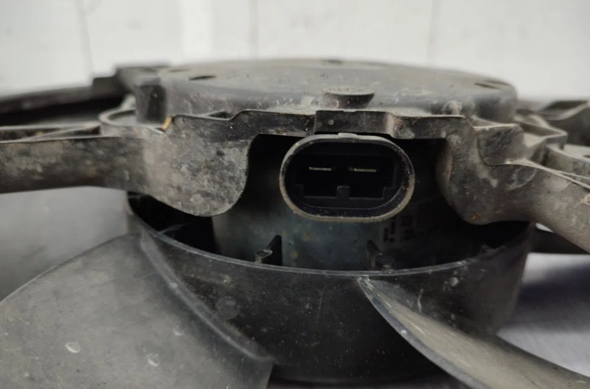 Ventilateur de refroidissement RENAULT MEGANE 3 PHASE 2 BREAK occasion