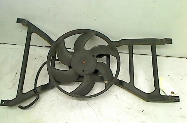 Ventilateur de refroidissement Renault MEGANE II A trois volumes (LM0-1_) 1.4 (2003) occasion