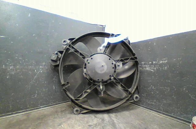 Ventilateur de refroidissement Renault MEGANE III 3-5 portes (BZ0-1_, B3_) 1.2 tce (bz2b, bz11) (2012-2015) 5 portes occ