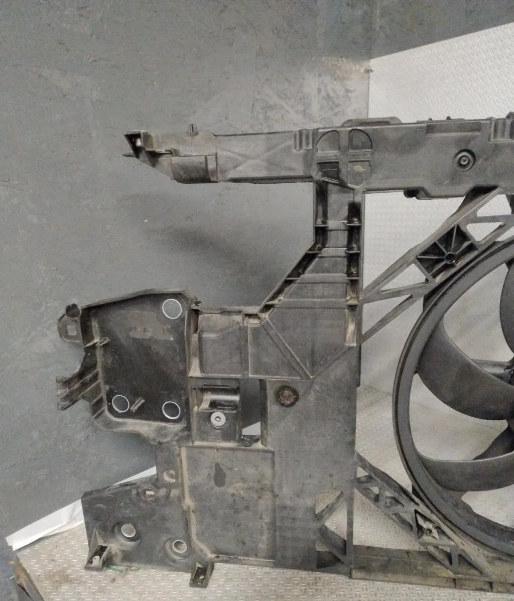 Ventilateur de refroidissement Renault MEGANE III 3-5 portes (BZ0-1_, B3_) 1.9 dci (bz0n, bz0j) (2008) occasion