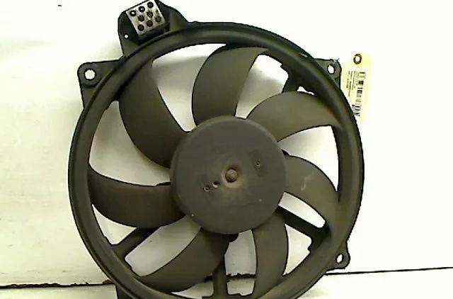 Ventilateur de refroidissement Renault MEGANE III 3-5 portes (BZ0-1_, B3_) 1.9 dci (bz0n, bz0j) (2008) occasion