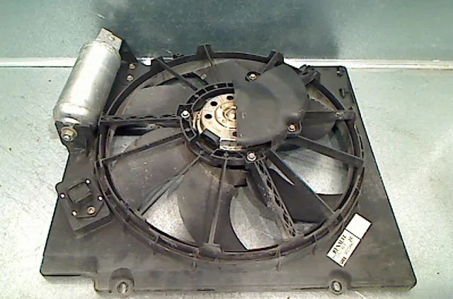 Ventilateur de refroidissement Renault MEGANE Scenic (JA0-1_) 1.6 e (ja0f) (1996-1999) occasion