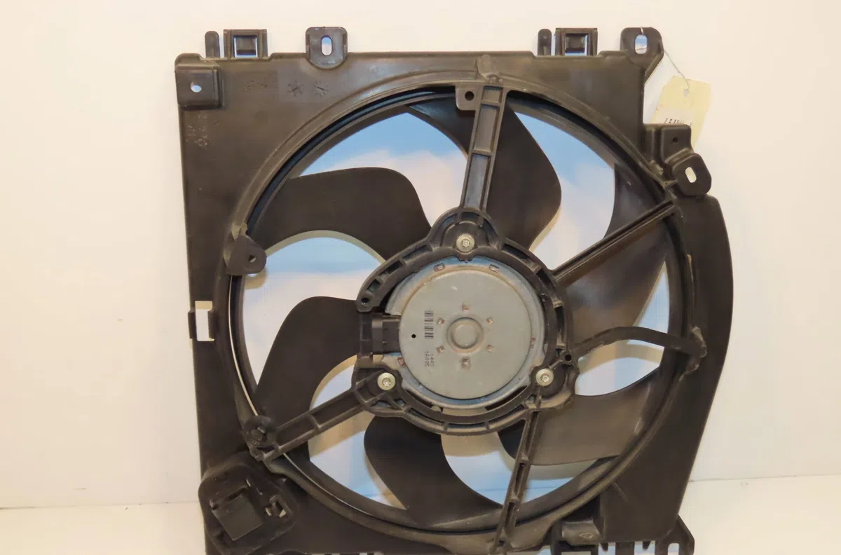 Ventilateur de refroidissement Renault MODUS - GRAND MODUS (F-JP0_) 1.5 dci (fp0e, jp0e) (2004) occasion
