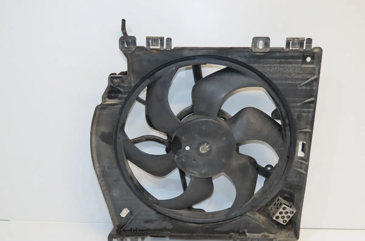 Ventilateur de refroidissement Renault MODUS - GRAND MODUS (F-JP0_) 1.5 dci (fp0g, jp0g) (2004) occasion