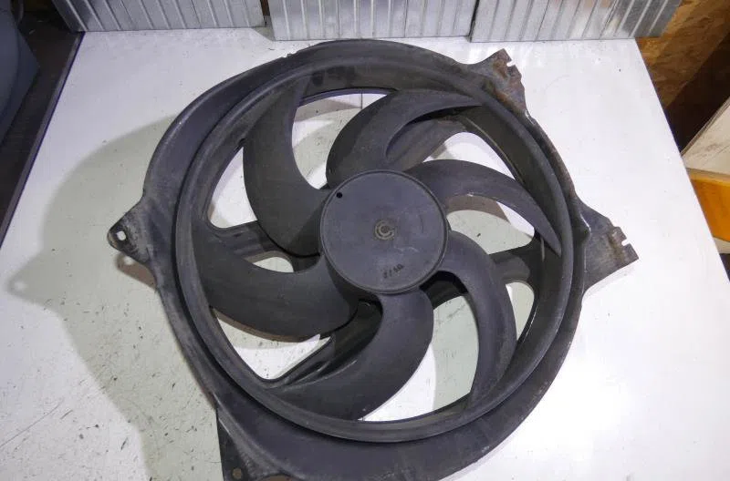 Ventilateur de refroidissement RENAULT R19 PHASE 2 occasion
