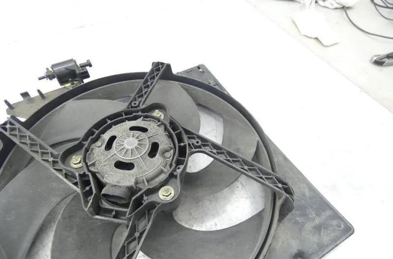 Ventilateur de refroidissement RENAULT SCENIC 1 PHASE 1 occasion