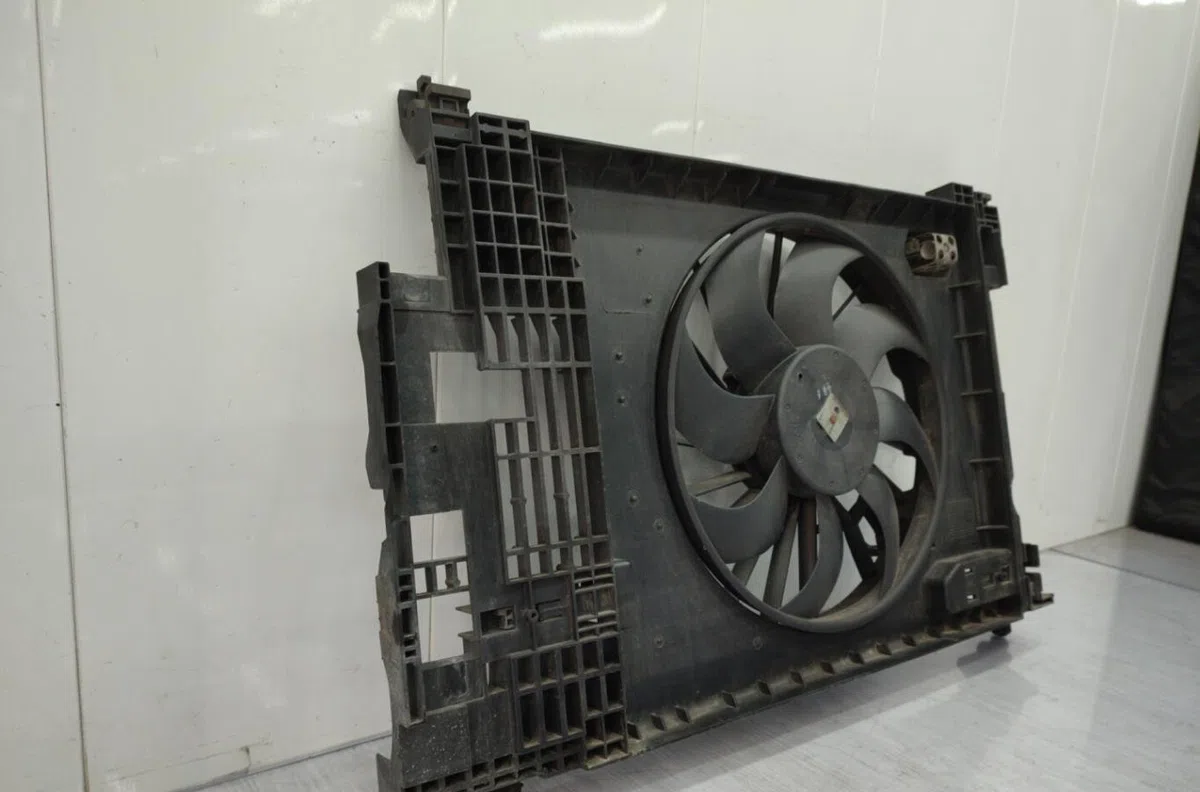 Ventilateur de refroidissement RENAULT SCENIC 2 PHASE 2 occasion