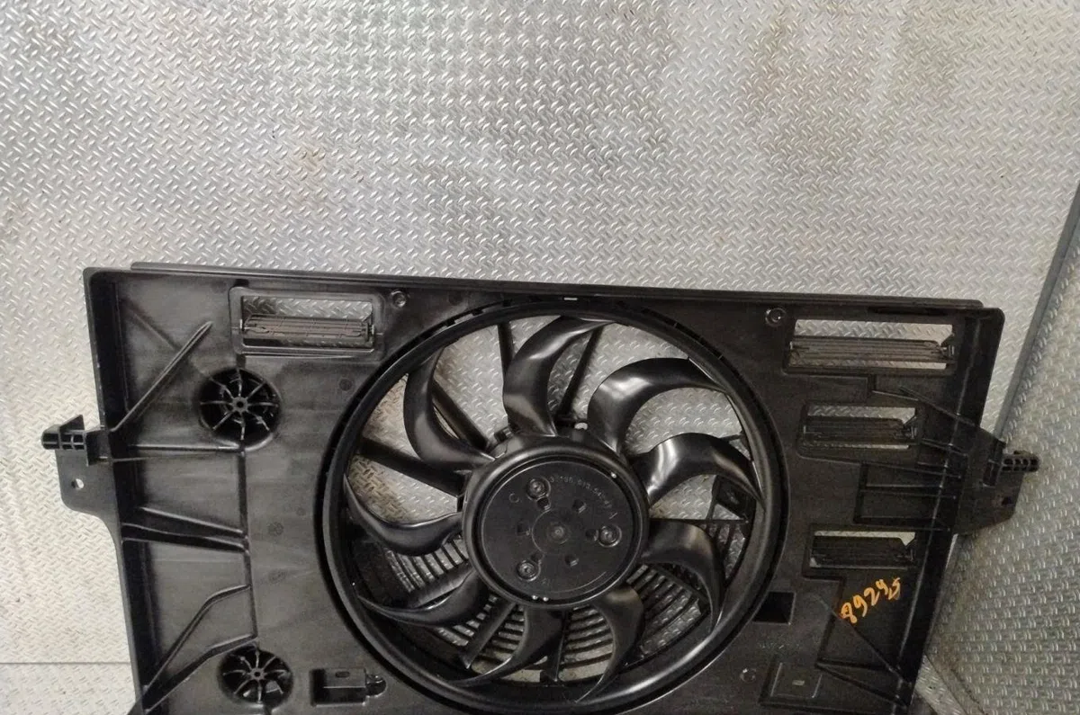 Ventilateur de refroidissement RENAULT SCENIC 5  SCENIC 5 occasion