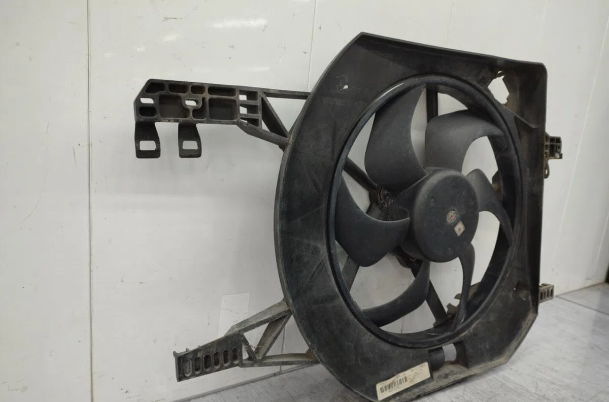 Ventilateur de refroidissement RENAULT TRAFIC 2 PHASE 1 occasion