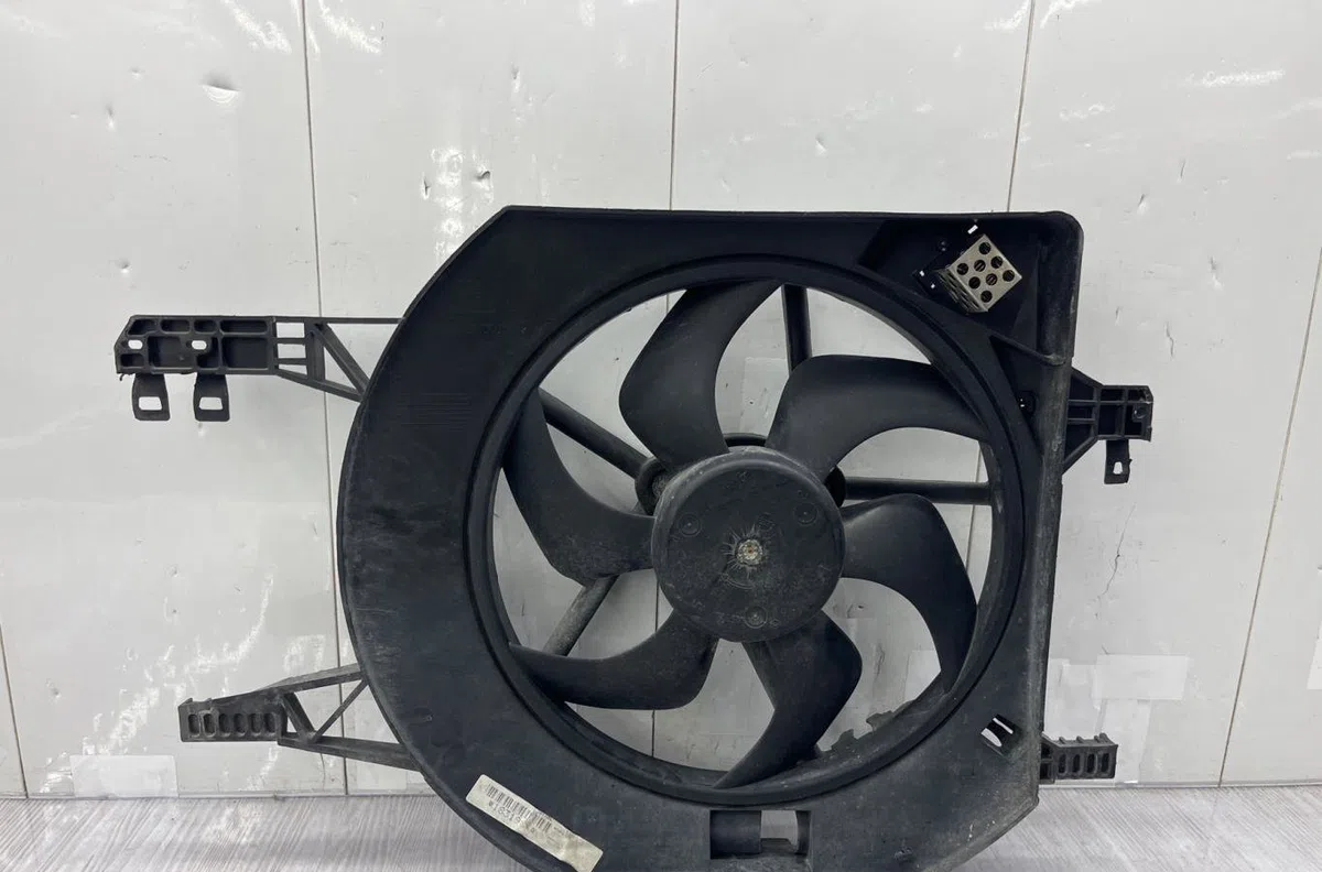 Ventilateur de refroidissement RENAULT TRAFIC 2 PHASE 2 occasion