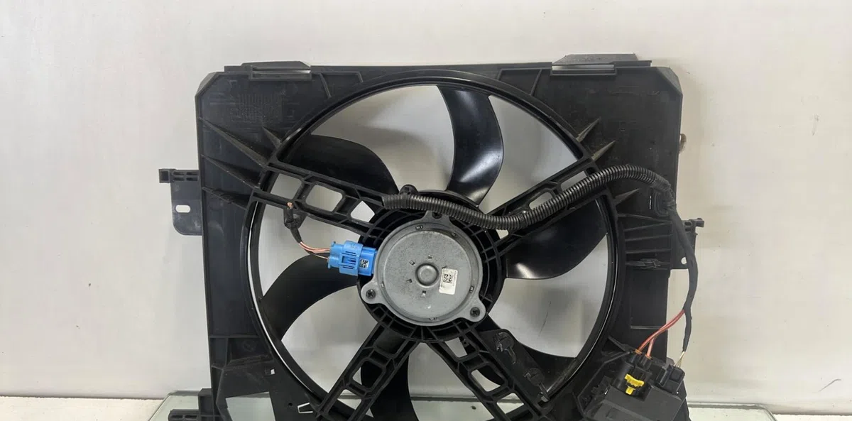 Ventilateur de refroidissement RENAULT TWINGO 3 PHASE 2 occasion