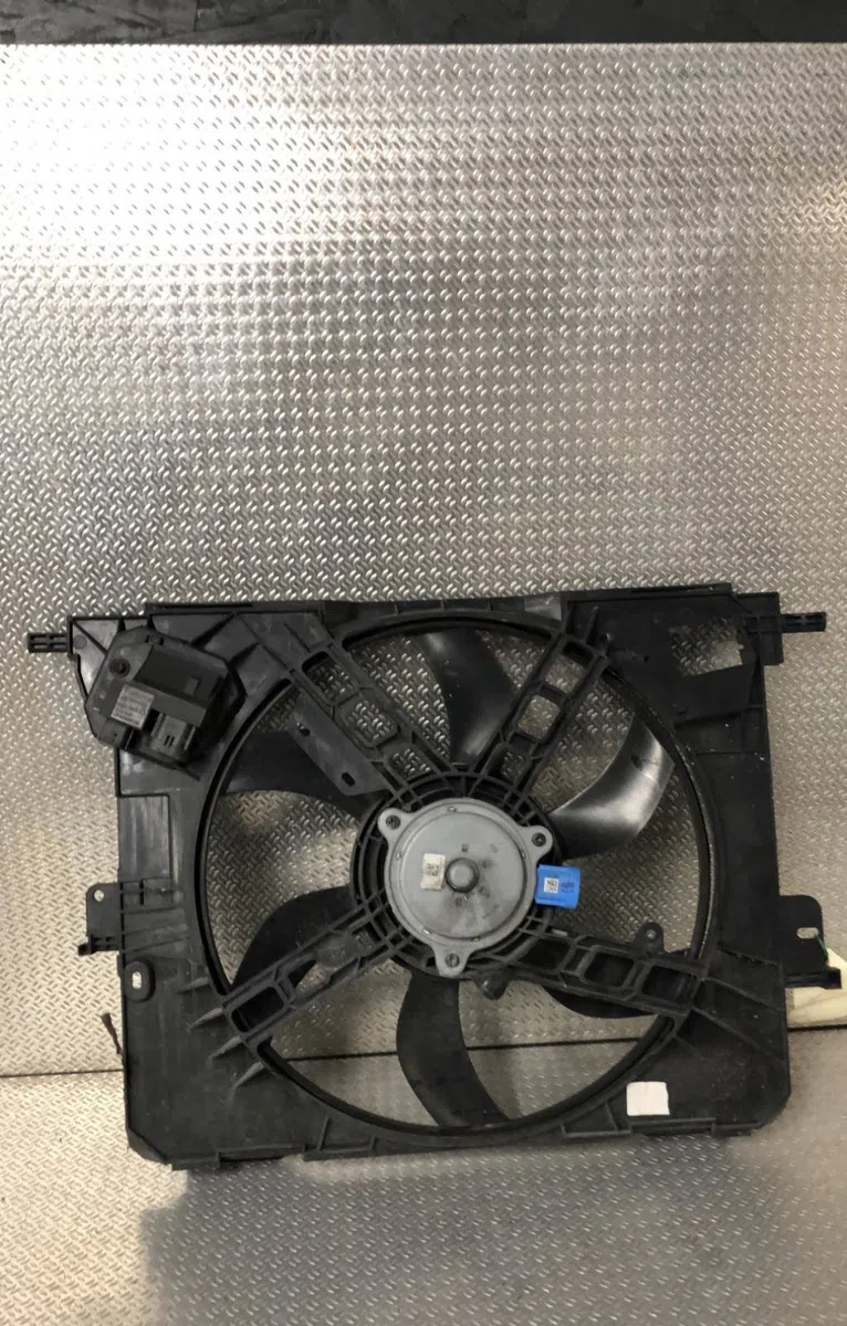 Ventilateur de refroidissement RENAULT TWINGO 3  TWINGO 3 PHASE 1 occasion