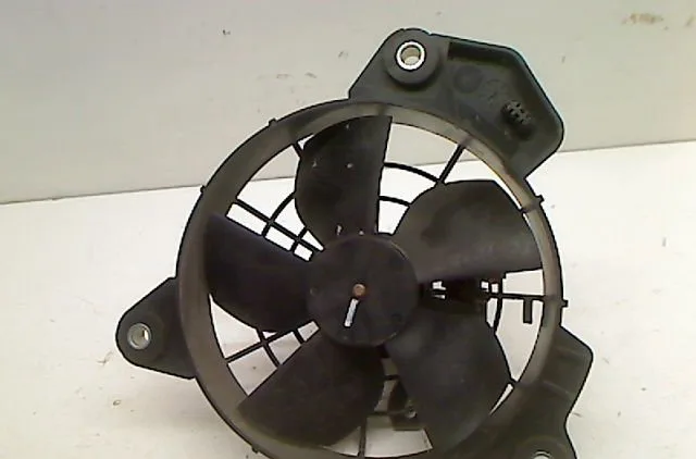Ventilateur de refroidissement Renault TWINGO III (BCM_, BCA_) 1.0 sce 70 (2014) 5 portes occasion