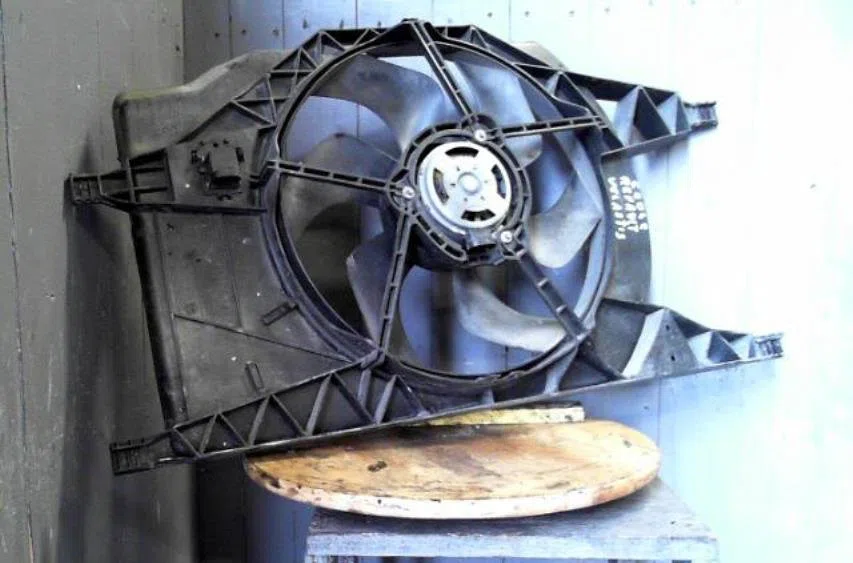 Ventilateur de refroidissement RENAULT VEL SATIS  VEL SATIS PHASE 1 occasion