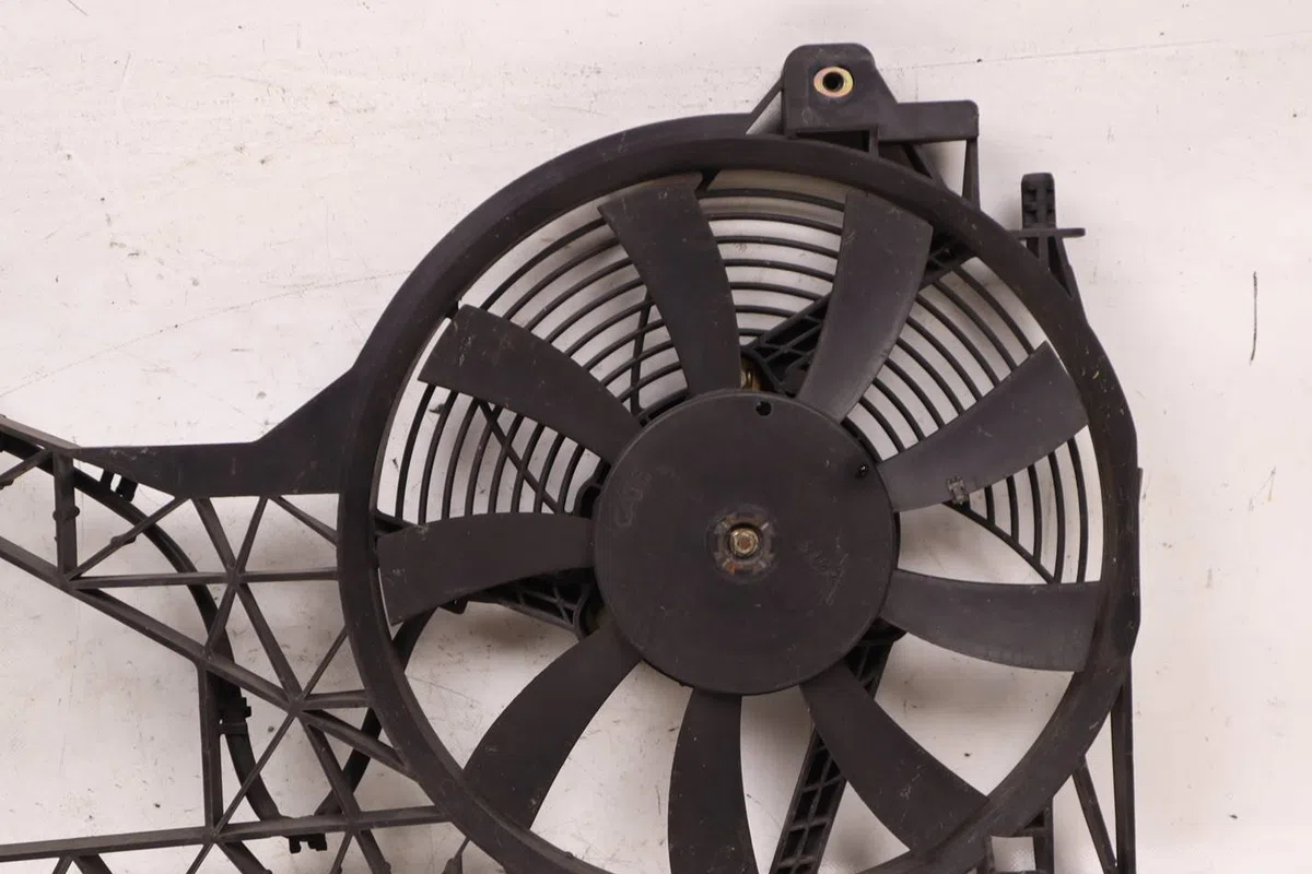 Ventilateur de refroidissement Rover 25 I 3-5 portes (RF) 1.4 16v (1999-2005) occasion