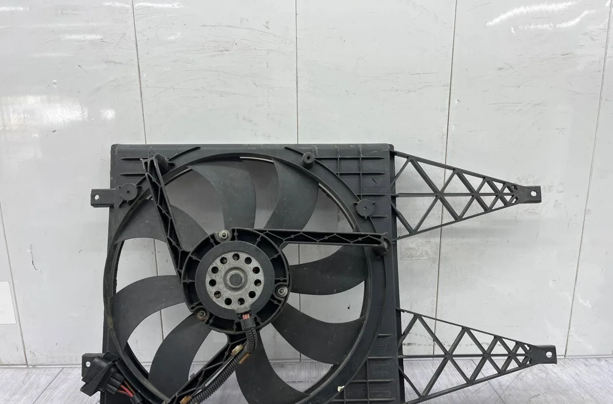 Ventilateur de refroidissement SKODA FABIA 2 PHASE 1 occasion