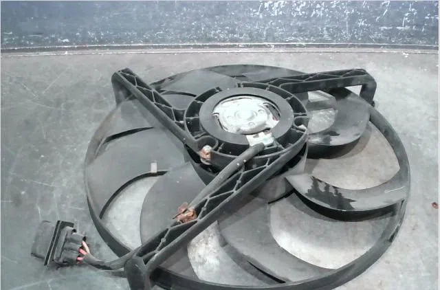 Ventilateur de refroidissement Skoda FABIA II (542) 1.9 tdi (2007-2010) occasion