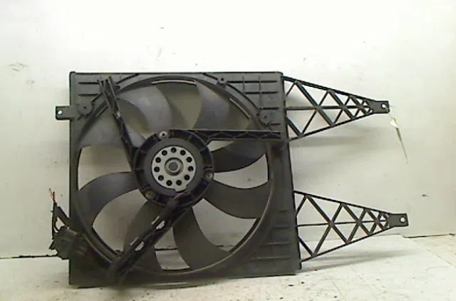 Ventilateur de refroidissement Skoda ROOMSTER (5J7) 1.4 tdi (2006-2010) occasion