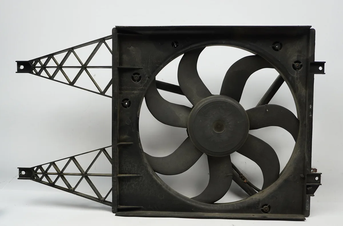 Ventilateur de refroidissement Skoda ROOMSTER (5J7) 1.9 tdi (2006-2010) 5 portes occasion