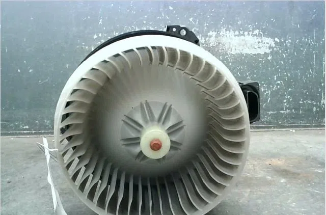 Ventilateur de refroidissement Suzuki SWIFT III (MZ, EZ) 1.3 (rs 413) (2005) occasion