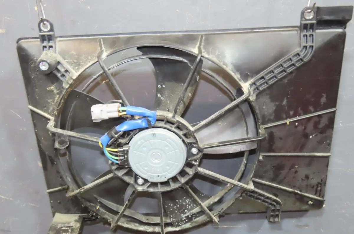 Ventilateur de refroidissement Suzuki SWIFT V (AZ) 1.2 hybrid (mild hybrid) (a2l412) (2020) 5 portes occasion