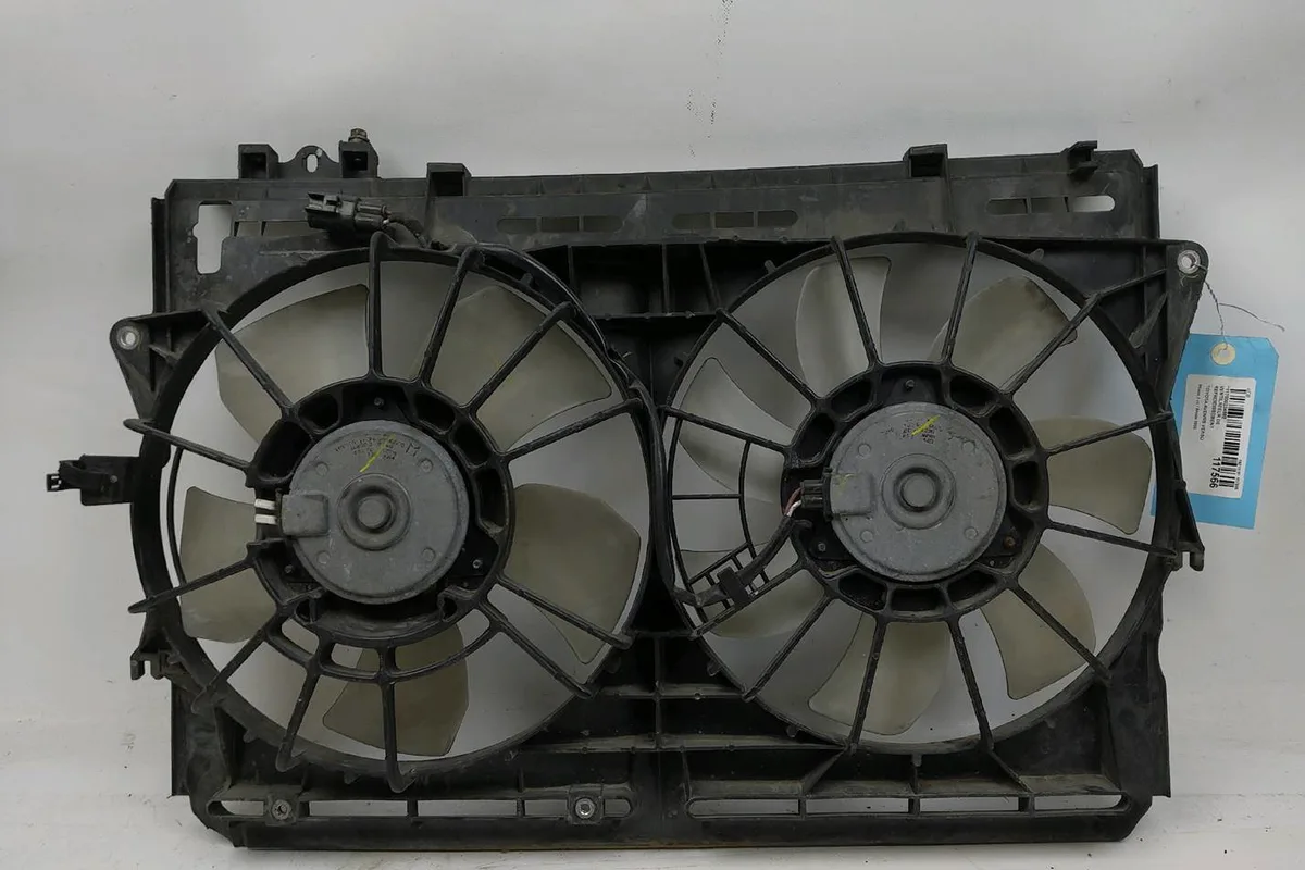 Ventilateur de refroidissement Toyota AVENSIS VERSO (_M2_) 2.0 d (clm20_) (2001-2005) occasion
