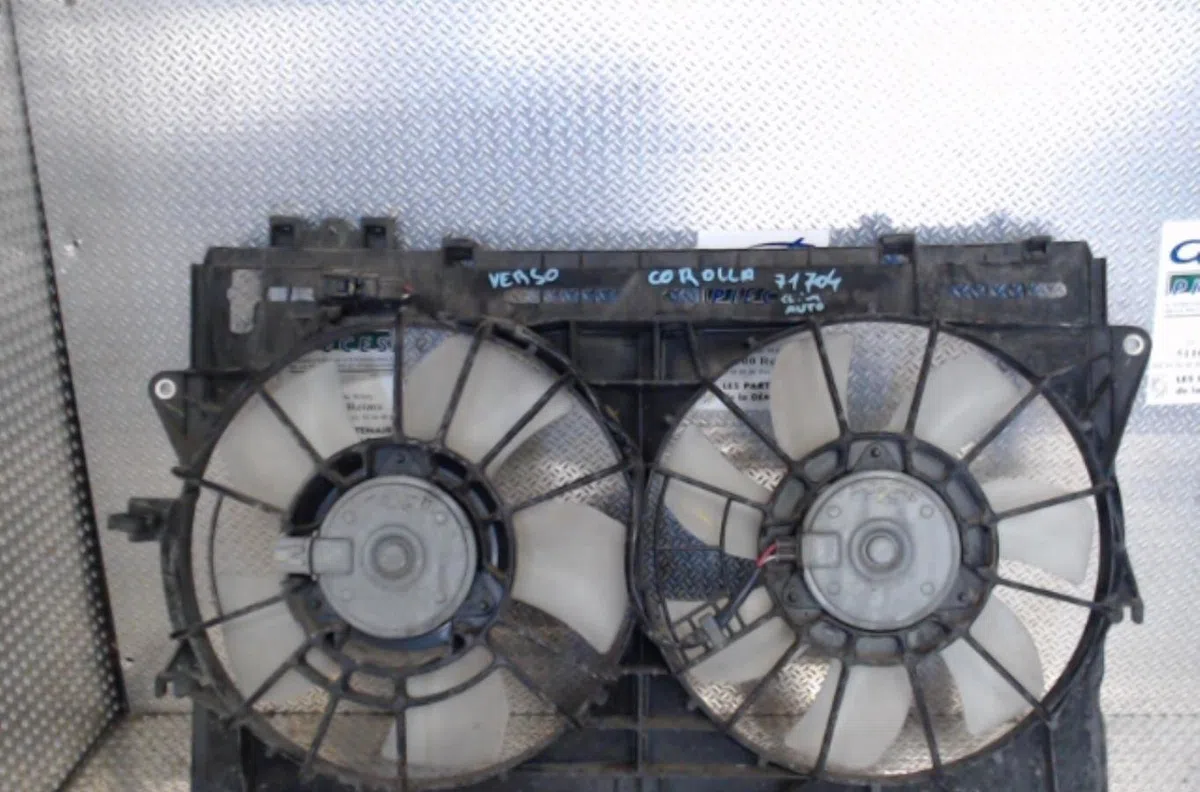 Ventilateur de refroidissement Toyota COROLLA Verso (ZER_, ZZE12_, R1_) 2.2 d-4d (aur10_) (2005-2009) 5 portes occasion