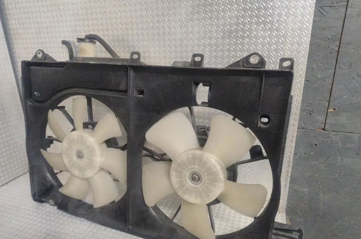 Ventilateur de refroidissement Toyota PRIUS Liftback (_W2_) 1.5 hybrid (nhw20_) (2003-2009) occasion